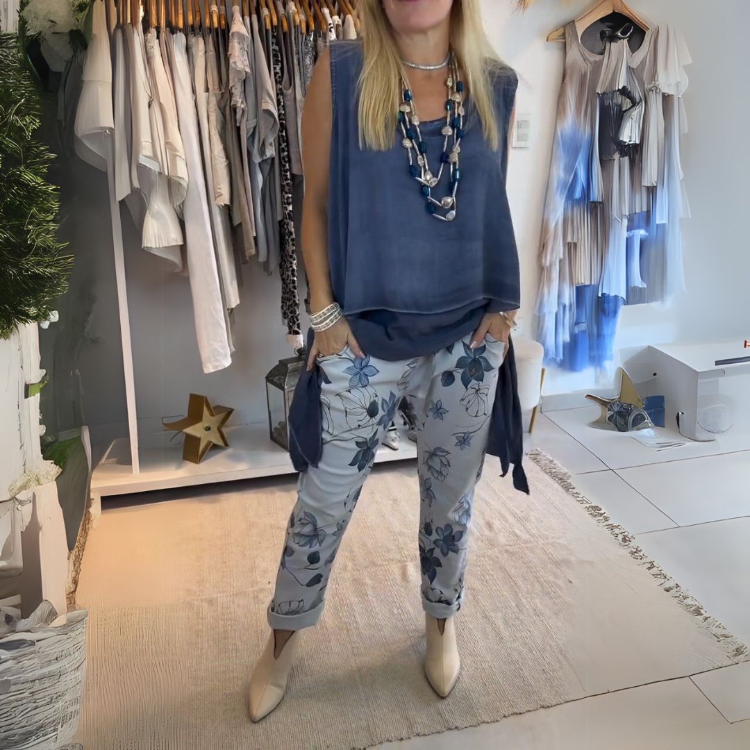 Karla | Elegantní, pohodlné, barevné tričko a tištěné kalhoty