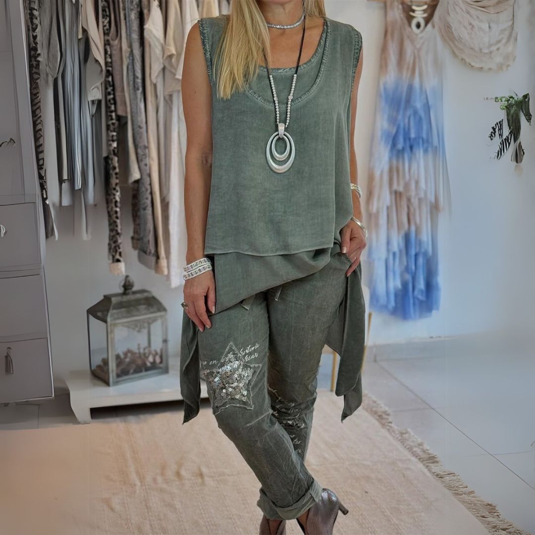 Karla | Elegantní, pohodlné, barevné tričko a tištěné kalhoty