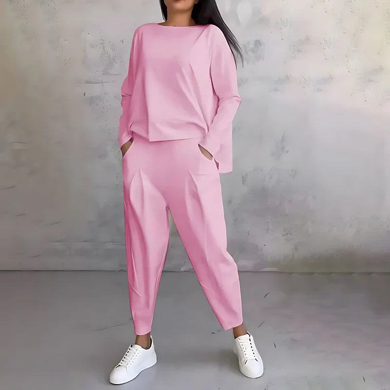 Babette | Stylový dvoudílný set s kulatým výstřihem